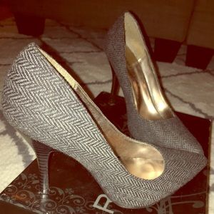Herringbone pumps - Gently used